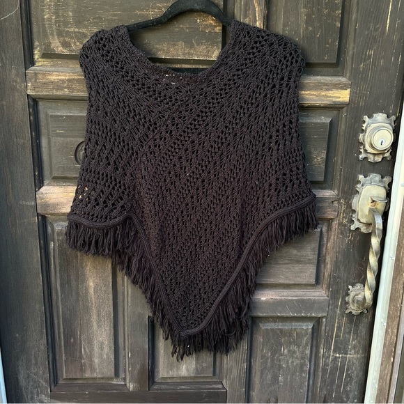 Vintage y2k crochet poncho - Picture 2 of 5